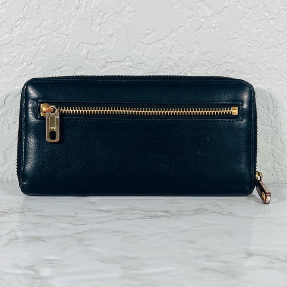 Juicy Couture Black Studded Wallet - Picture 3 of 9